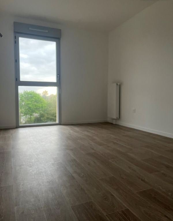 T3 neuf de 58 m² proche FAC + 1 place de parking